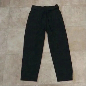 Athleta Paper Bag Style Crop Pants Size 2